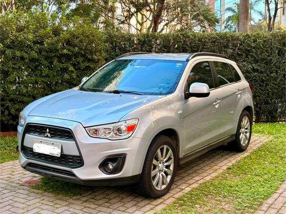 MITSUBISHI ASX 2.0 4X2 16V GASOLINA 4P AUTOMÁTICO MITSUBISHI ASX 2.0 4X2 16V GASOLINA 4P AUTOMÁTICO
